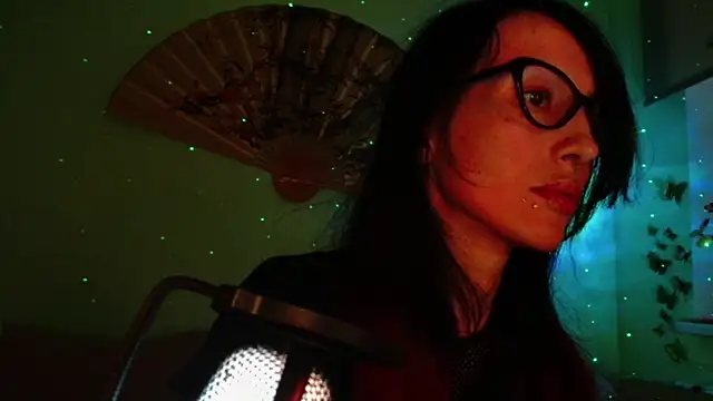 Snapshot of KiotoShine chatting on 02.27.26 KiotoShine online show from 02.27.26