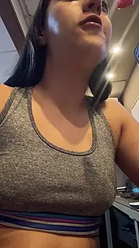 IsabellaaHill  online show from 09.27.25