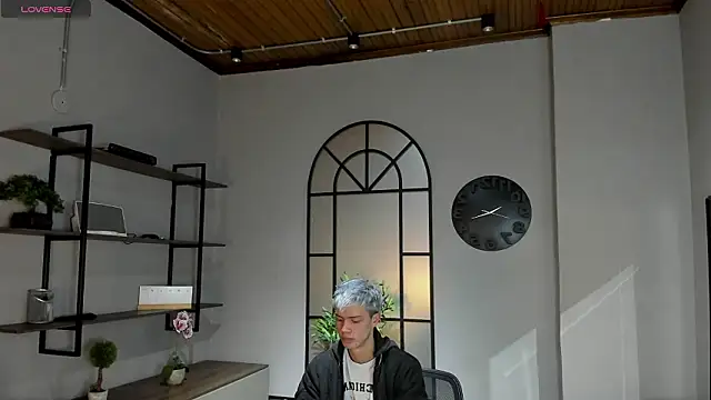 Snapshot of nicktorn chatting on 03.01.26 nicktorn online show from 03.01.26