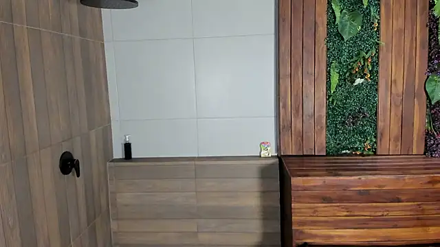 Snapshot of nicktorn chatting on 03.04.26 nicktorn online show from 03.04.26