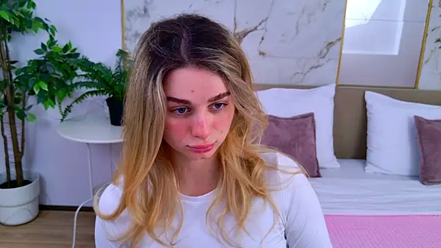 SweetyLicky online show from 02.06.26