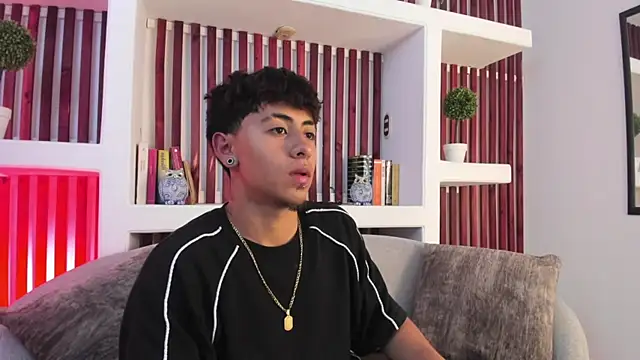 Snapshot of Troy_dalton chatting on 09.12.25 Troy dalton online show from 09.12.25