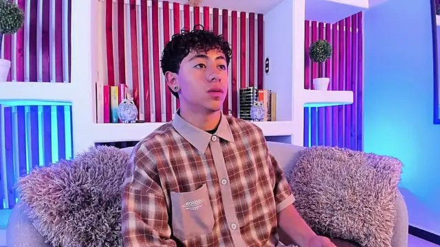 Snapshot of Troy_dalton chatting on 10.06.25 Troy dalton online show from 10.06.25