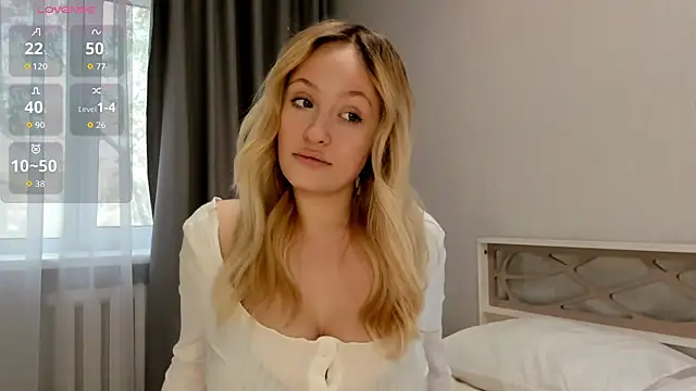 Julliakoill online show from 10.09.25