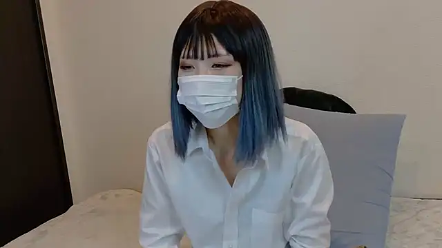 sarina at online show from 01.19.26