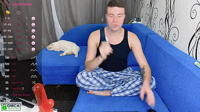 Snapshot of holy_eggs_02 chatting on 10.22.25 holy eggs 02 online show from 10.22.25