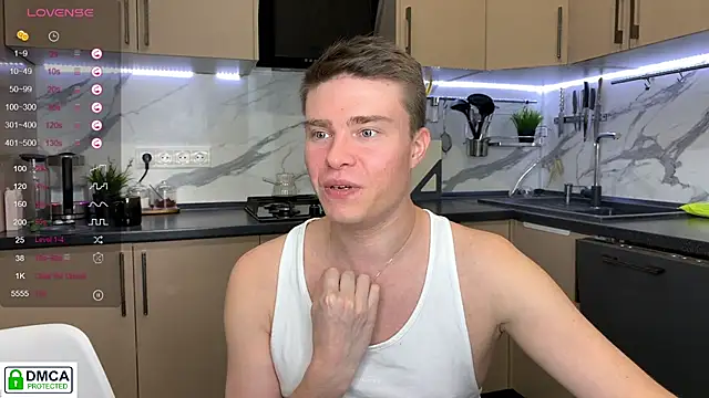 Snapshot of holy_eggs_02 chatting on 12.02.25 holy eggs 02 online show from 12.02.25