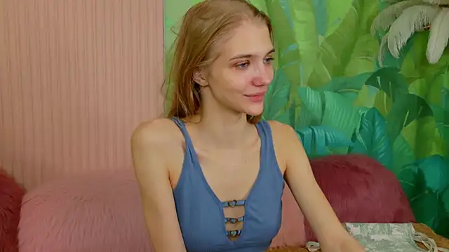 Snapshot of 4example_Chloe chatting on 02.27.26 4example Chloe online show from 02.27.26