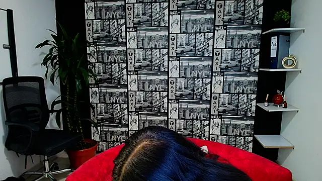 DanielaMonroe online show from 04.18.26