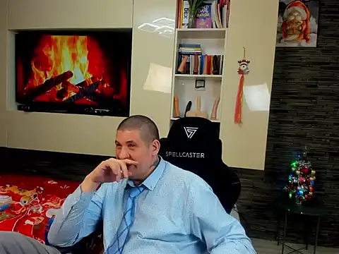 SpartacusDaddy48 online show from 01.12.26