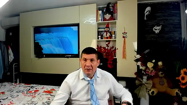 SpartacusDaddy48 online show from 04.11.26