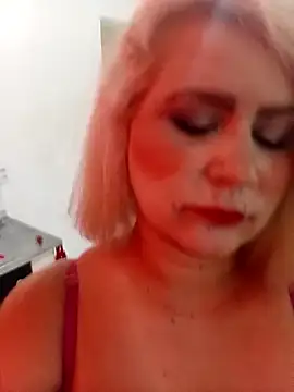 Snapshot of flavinhasensual chatting on 11.13.25 flavinhasensual online show from 11.13.25