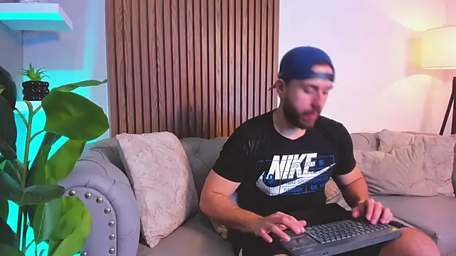 Maximo Wolff online show from 04.08.26