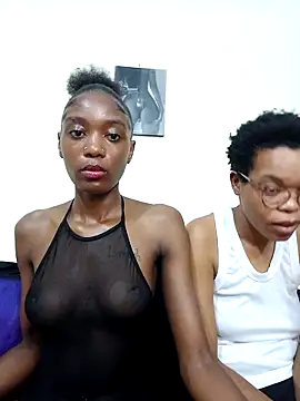 Miss-Hennessy online show from 03.05.26