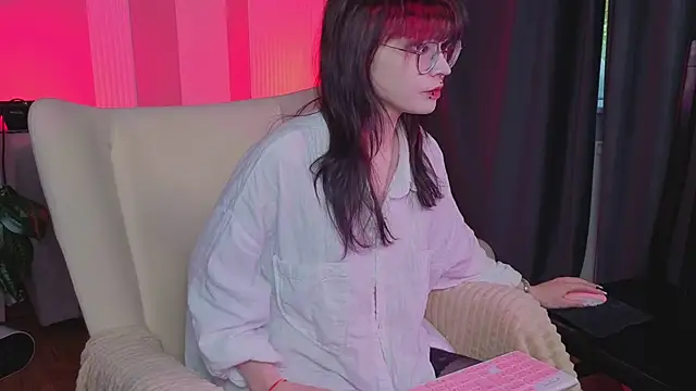 Misa Perfect online show from 09.28.25