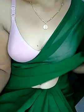 Nidhi lovely online show from 10.04.25