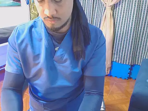 Snapshot of ElCaballeroNegro24 chatting on 10.19.25 ElCaballeroNegro24 online show from 10.19.25