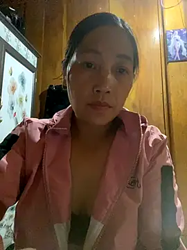 Snapshot of Lai005 chatting on 09.09.25 Lai005 online show from 09.09.25