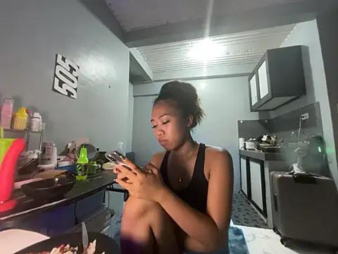 PinayLina18 online show from 05.14.26