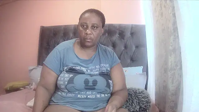 HUGEASSXXXXX online show from 01.18.26