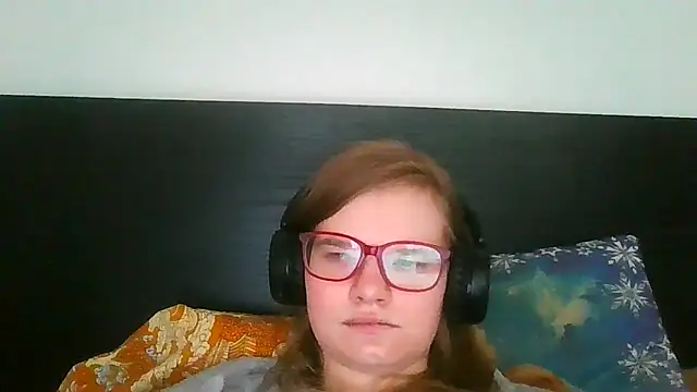 Moonolighta online show from 05.04.26
