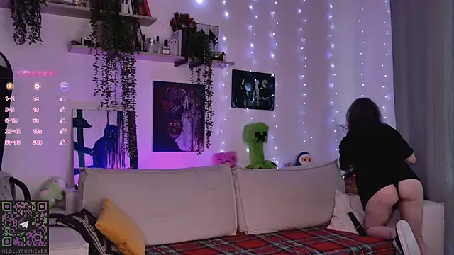 Lollyshy online show from 02.07.26