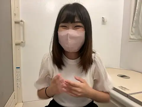 Snapshot of sora_033 chatting on 09.14.25 sora 033 online show from 09.14.25