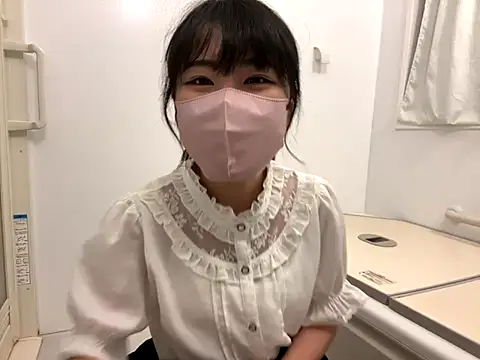 Snapshot of sora_033 chatting on 09.22.25 sora 033 online show from 09.22.25