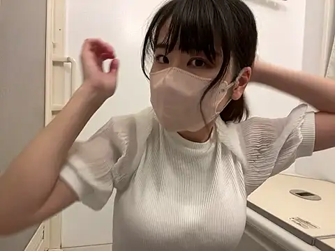 Snapshot of sora_033 chatting on 09.28.25 sora 033 online show from 09.28.25