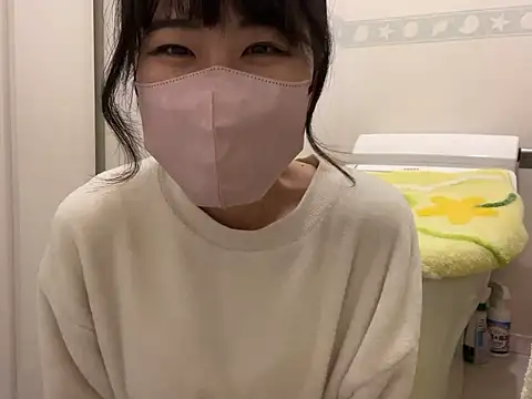 Snapshot of sora_033 chatting on 10.12.25 sora 033 online show from 10.12.25