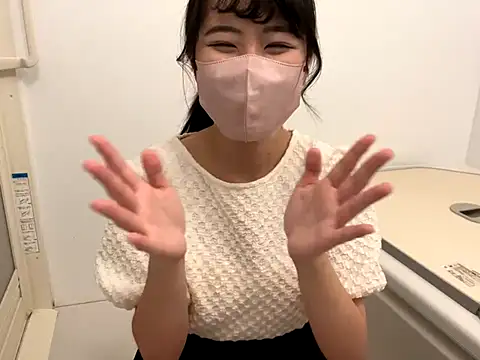 Snapshot of sora_033 chatting on 11.15.25 sora 033 online show from 11.15.25