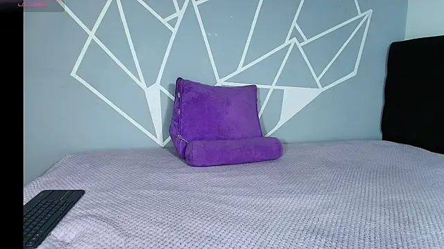 karlamoon23 online show from 03.15.26