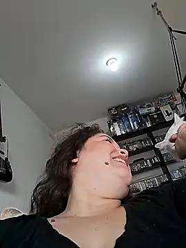 Snapshot of valkiriabbw chatting on 09.19.25 valkiriabbw online show from 09.19.25