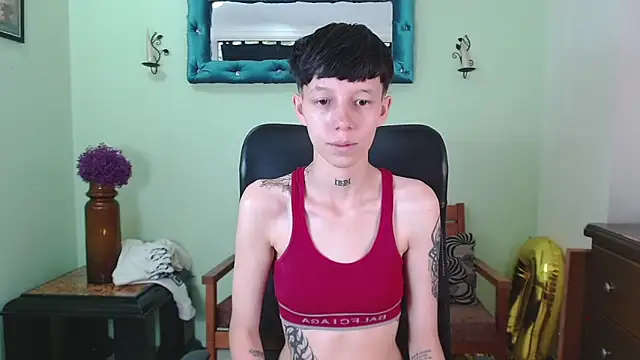 Snapshot of LiamBrown09 chatting on 04.18.26 LiamBrown09 online show from 04.18.26