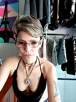 Lulypsicologasexual online show from 10.31.25