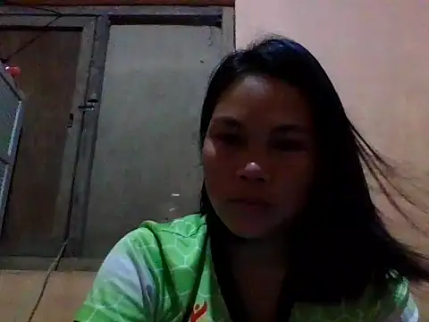 Snapshot of alexaxx25 chatting on 10.15.25 alexaxx25 online show from 10.15.25