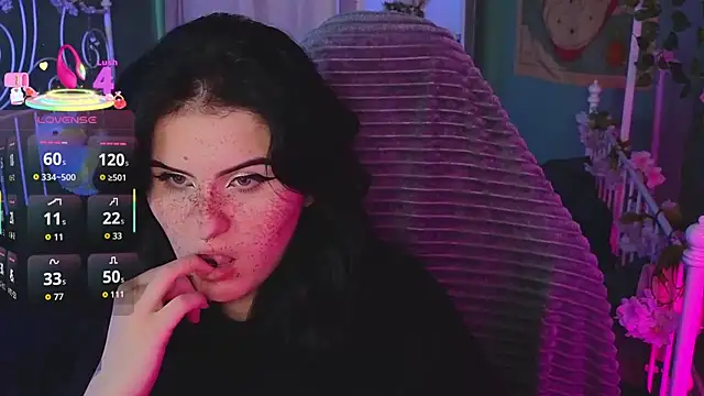 Dark Shine online show from 11.15.25