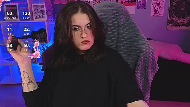 Snapshot of Dark_Shine chatting on 04.05.26 Dark Shine online show from 04.05.26