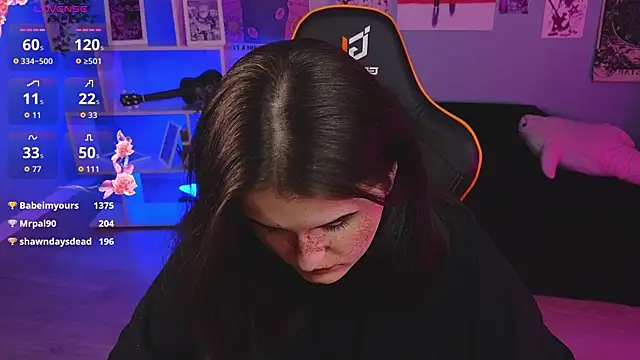 Snapshot of Dark_Shine chatting on 04.06.26 Dark Shine online show from 04.06.26