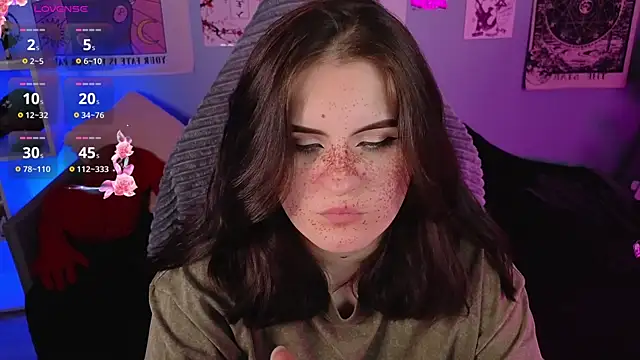 Snapshot of Dark_Shine chatting on 04.16.26 Dark Shine online show from 04.16.26