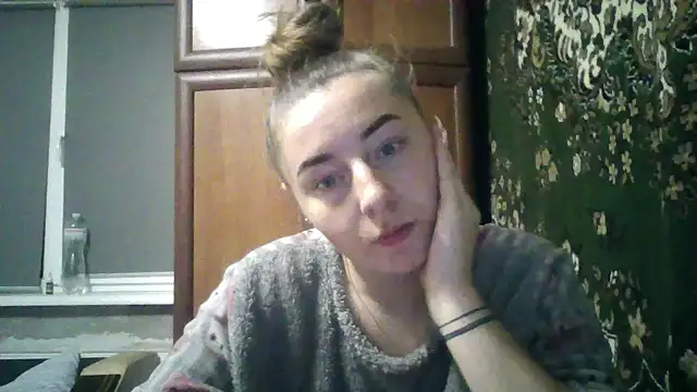 Snapshot of Kitten36 chatting on 10.19.25 Kitten36 online show from 10.19.25
