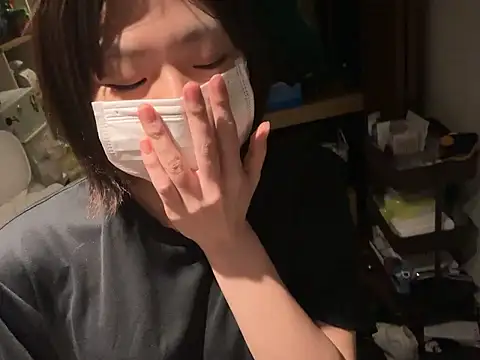 Snapshot of kabikabi_makaron chatting on 11.21.25 kabikabi makaron online show from 11.21.25