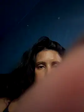 Angelaarayexx online show from 10.18.25