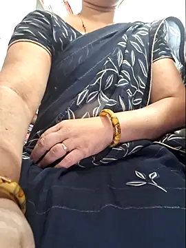 indianhotwife639 online show from 04.10.26
