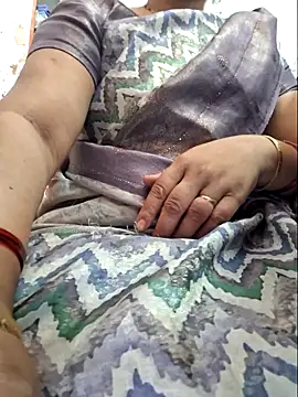 Snapshot of indianhotwife639 chatting on 05.23.26 indianhotwife639 online show from 05.23.26