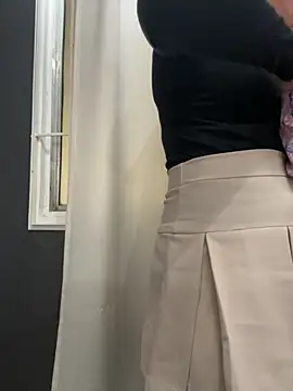 Alyha Cortes online show from 10.03.25