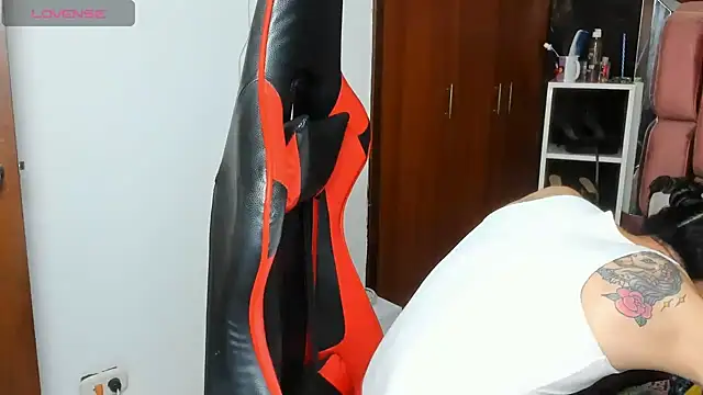 sara slut21 online show from 03.20.25