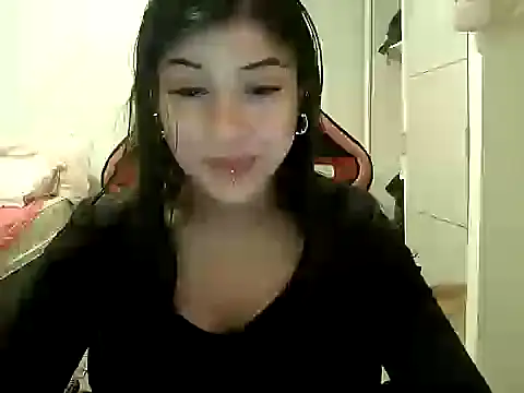 Snapshot of Becca_B chatting on 10.26.25 Becca B online show from 10.26.25