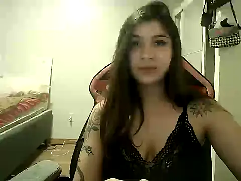 Snapshot of Becca_B chatting on 11.19.25 Becca B online show from 11.19.25