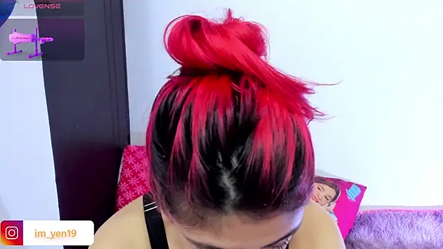 adahraa younng online show from 10.20.25